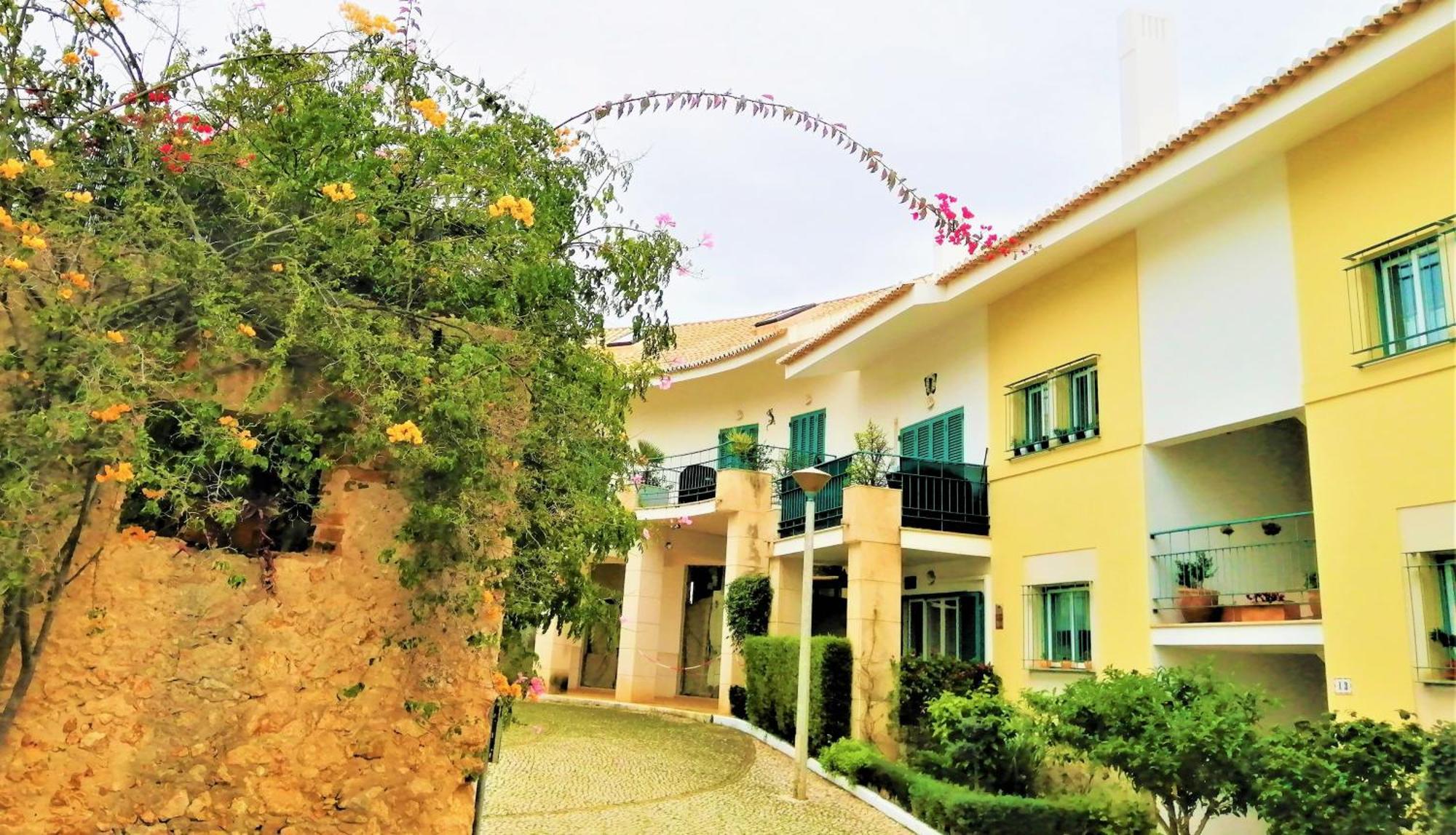 Wonderful Apartment In Ferragudo 2Double Beds Near Beaches And Golf Eksteriør bilde